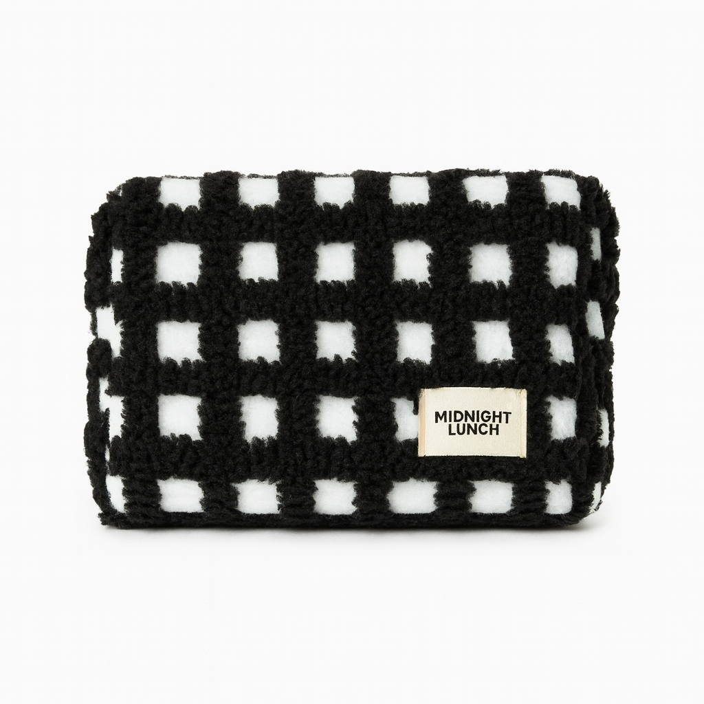 Carrie Sherpa Pouch | Black + White