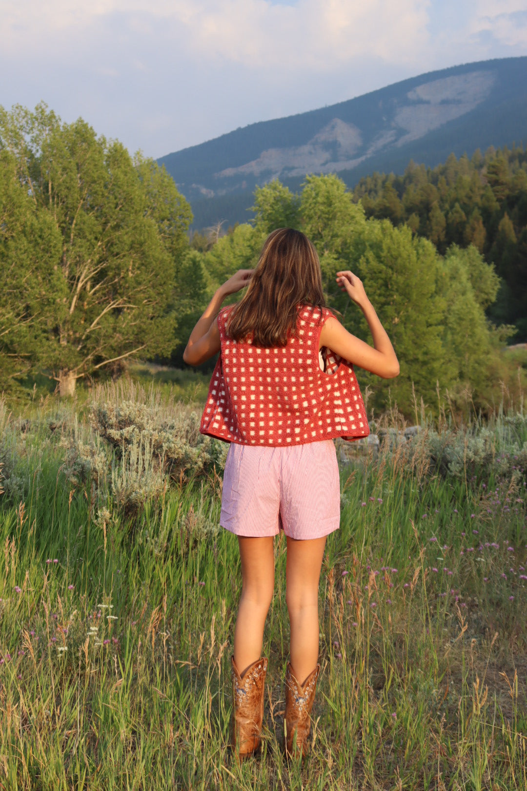 (PRE ORDER, SHIPS 11/30) Montana Vest | Signature Red