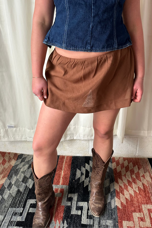 Galavant Micro Skort | Chestnut