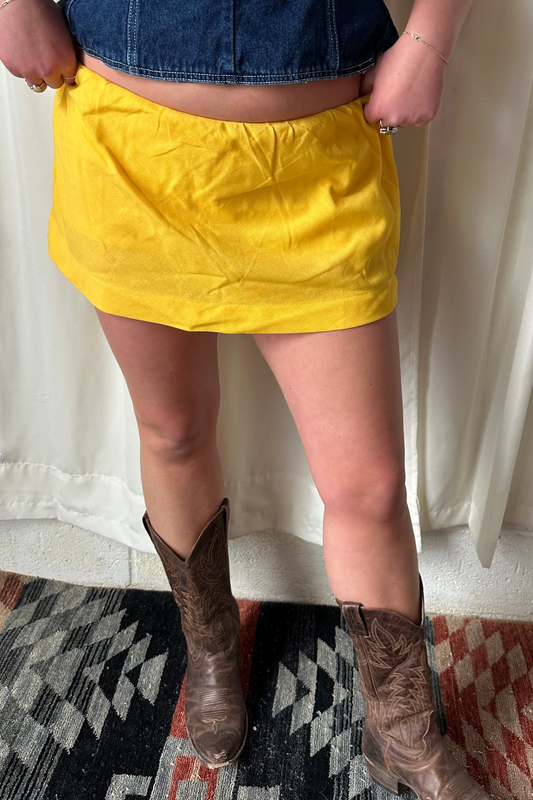 Galavant Micro Skort | Yellow