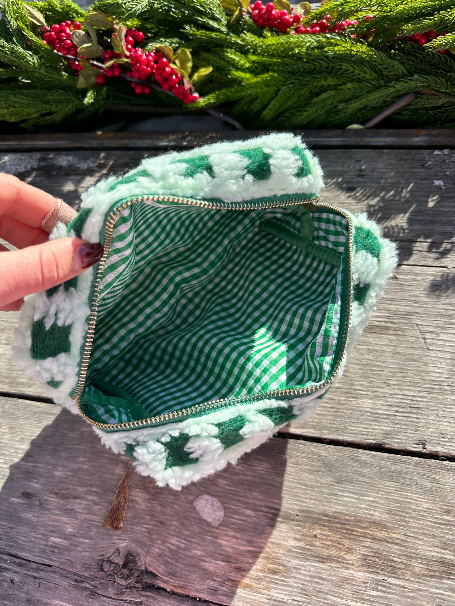 Carrie Sherpa Pouch | Mint