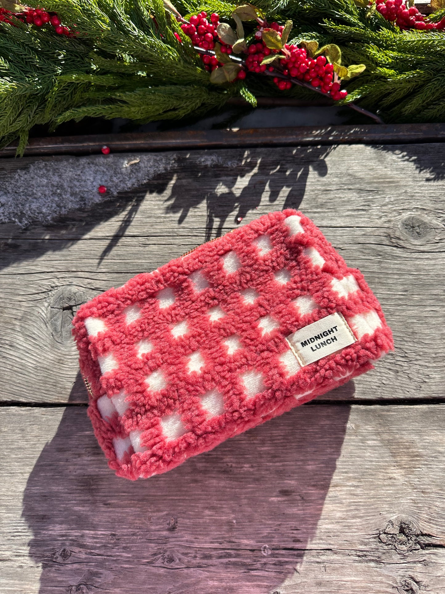 Carrie Sherpa Pouch | Signtaure Red