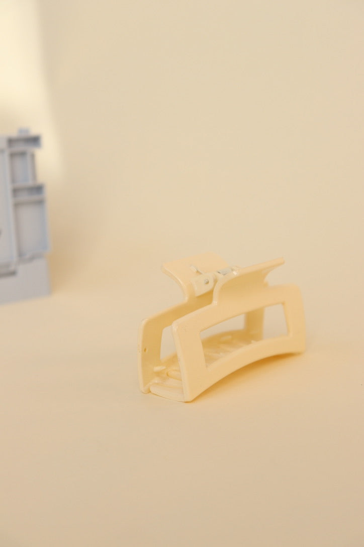 Rectangle Clip | Glossy Vanilla