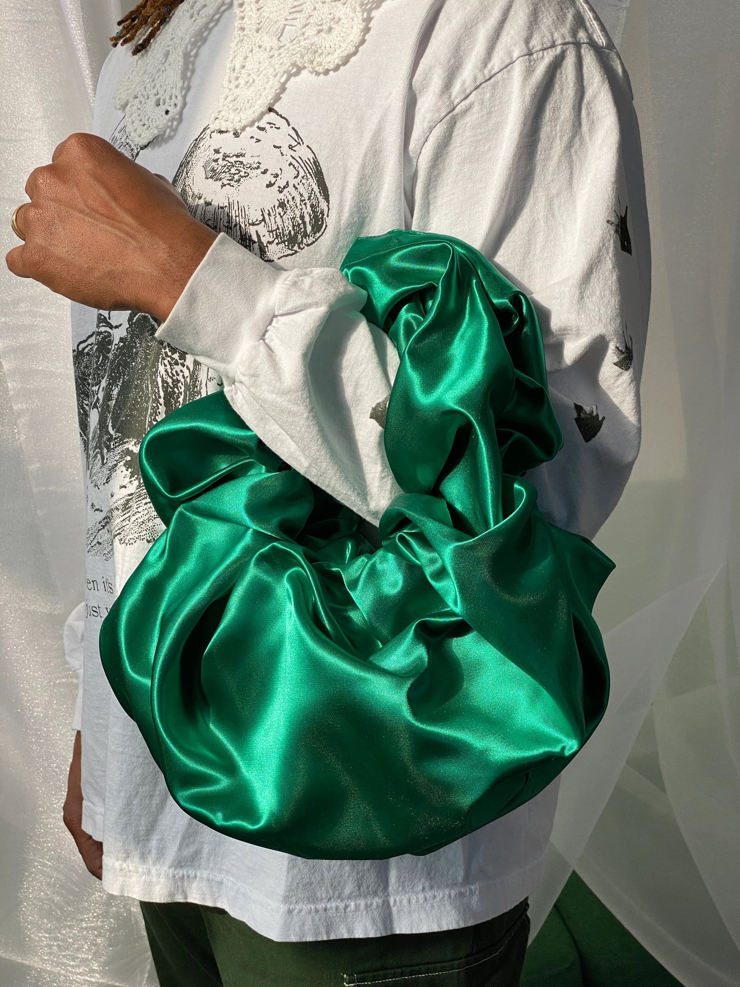 Bounce Baguette Bag in Emerald